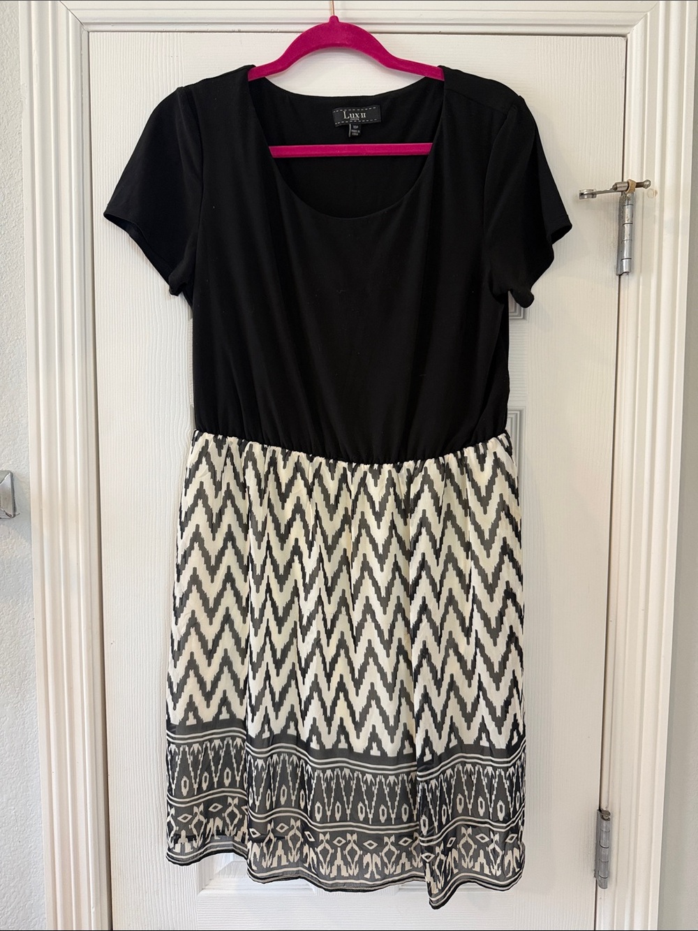 Lux II 10 Petite Black Scoop Neck Midi Dress with Patterned Skirt